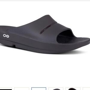 OOFOS Ooahh Slide Sandal  size 6 men’s 8 woman’s 39 EU